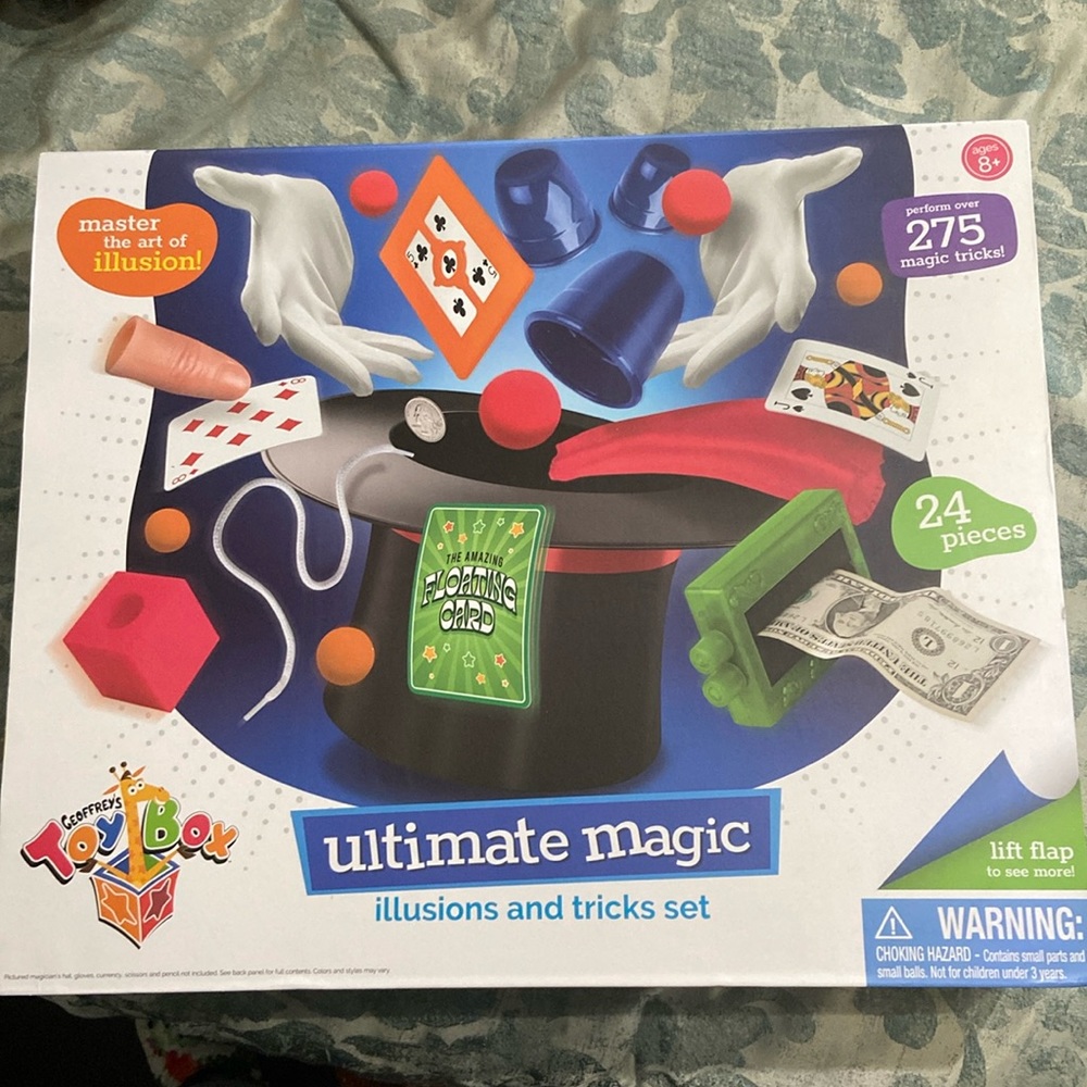 Geoffrey’s Toy Box ultimate magic illusions and tricks set 24 pieces NIB